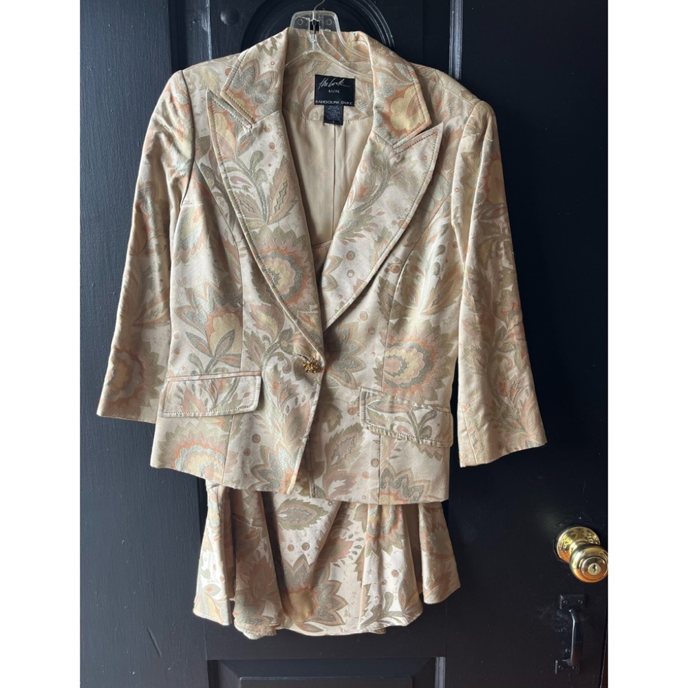 2piece skirt suit